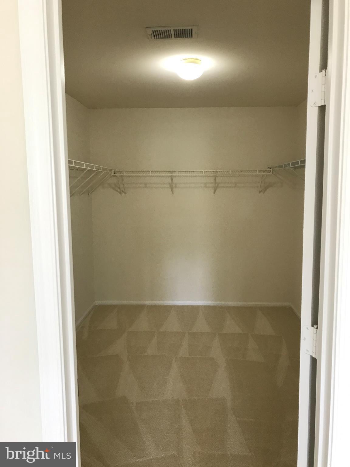 APPLE GROVE - Residential