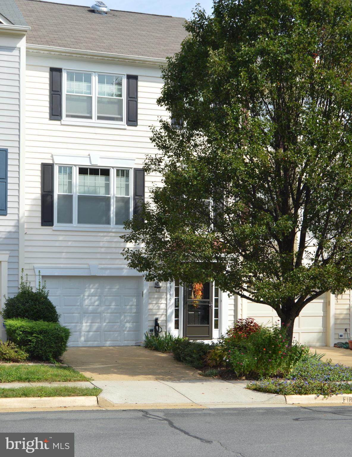 RIDGES AT ASHBURN - Residential