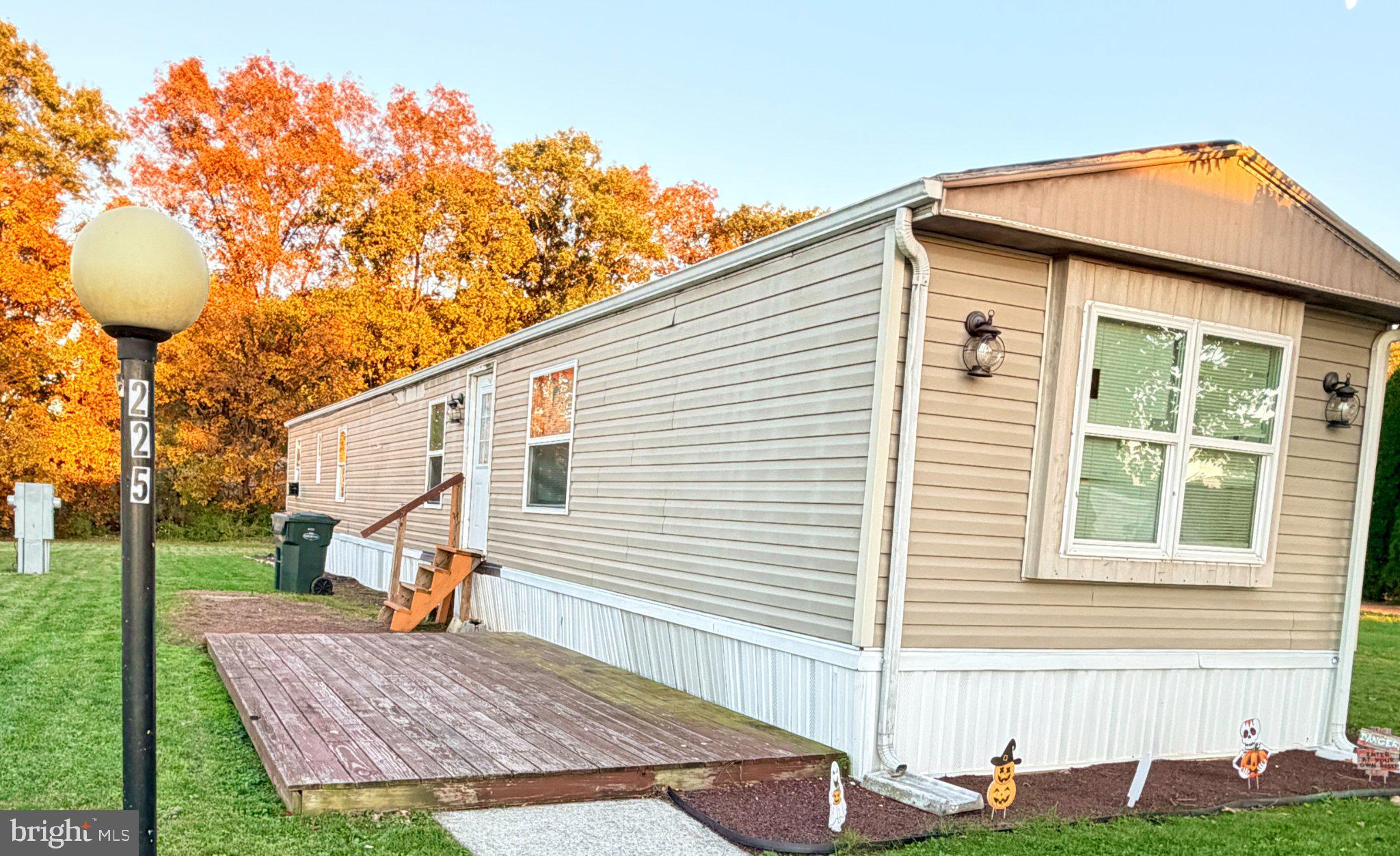 225 RIM ROAD