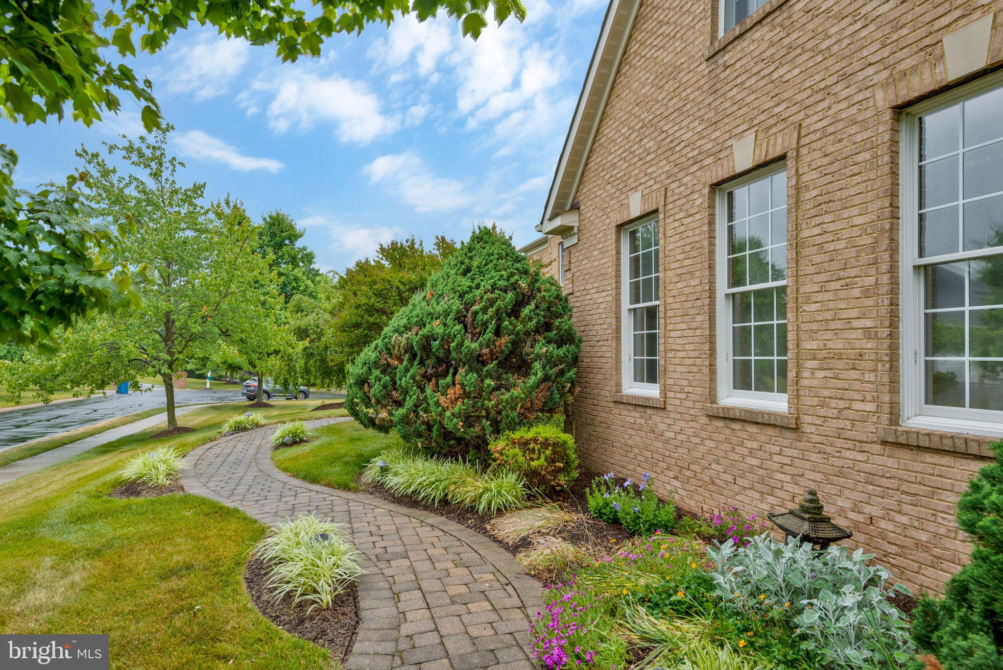 BELMONT COUNTRY CLUB - Residential