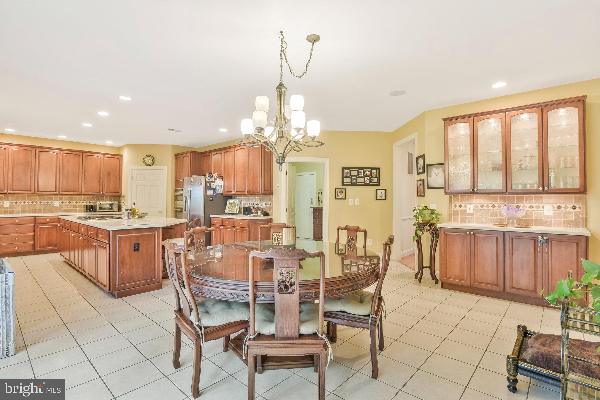 BELMONT COUNTRY CLUB - Residential