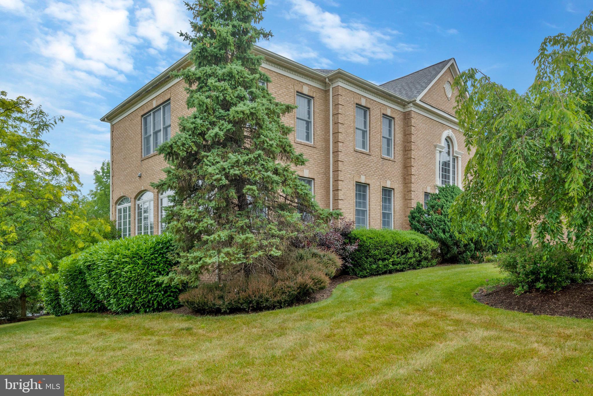 BELMONT COUNTRY CLUB - Residential