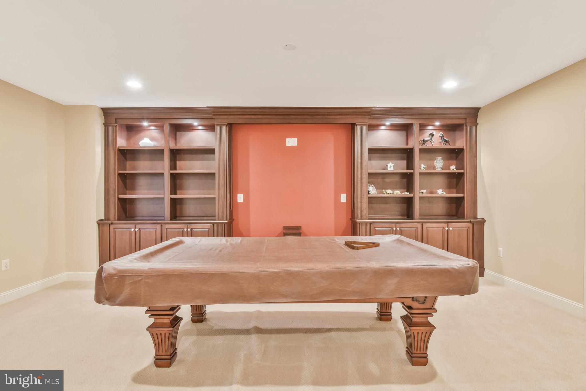 BELMONT COUNTRY CLUB - Residential