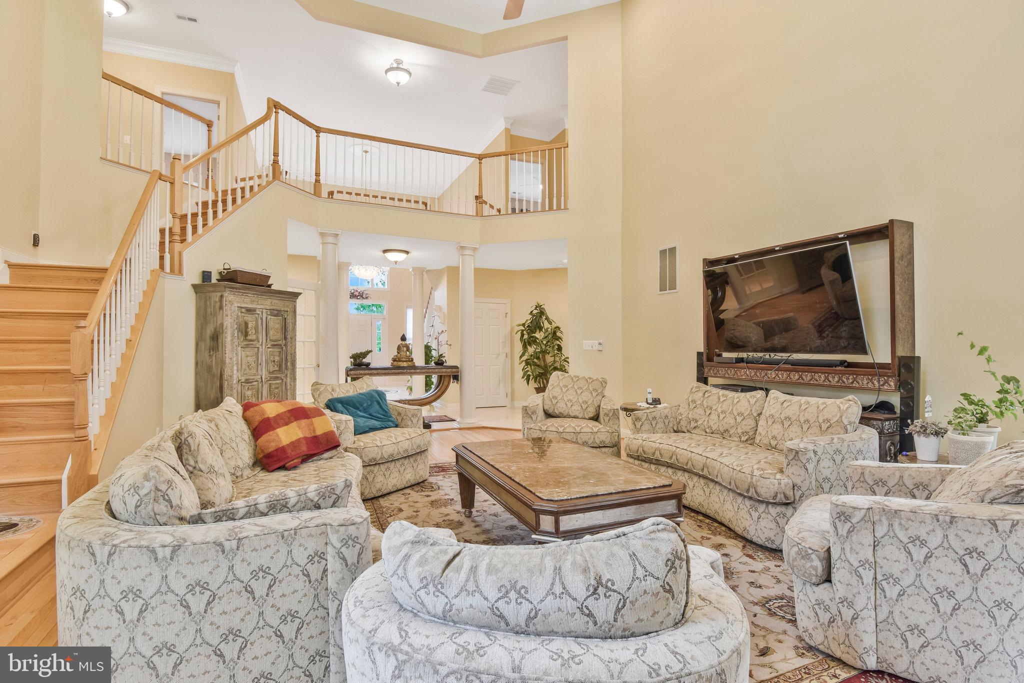 BELMONT COUNTRY CLUB - Residential