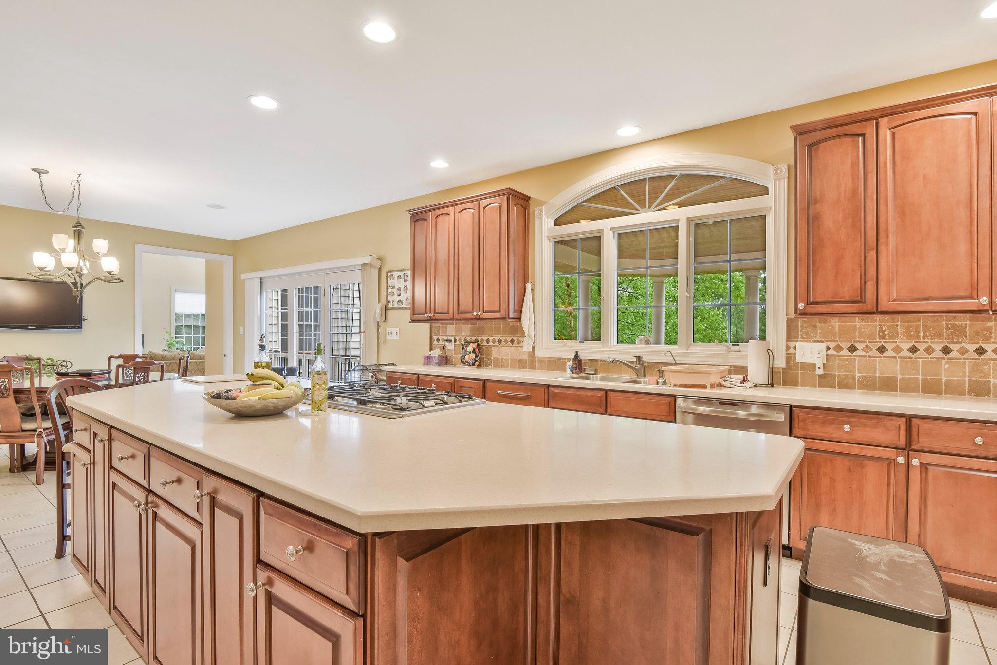 BELMONT COUNTRY CLUB - Residential