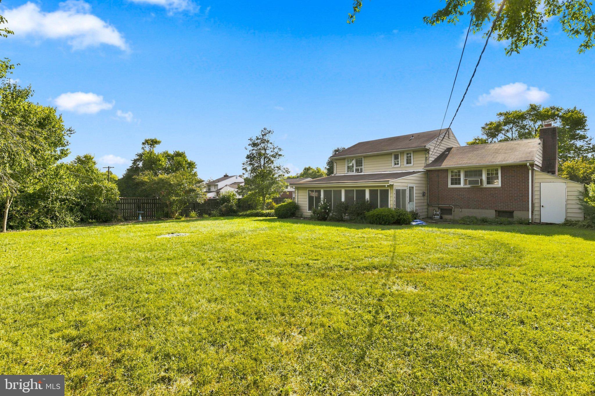 2123 EASTRIDGE ROAD