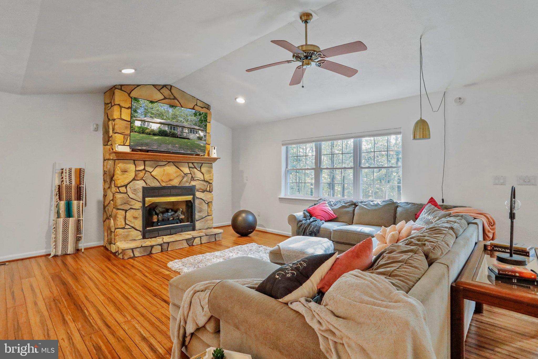 FRY'S MOUNTAIN ESTATES - Residential