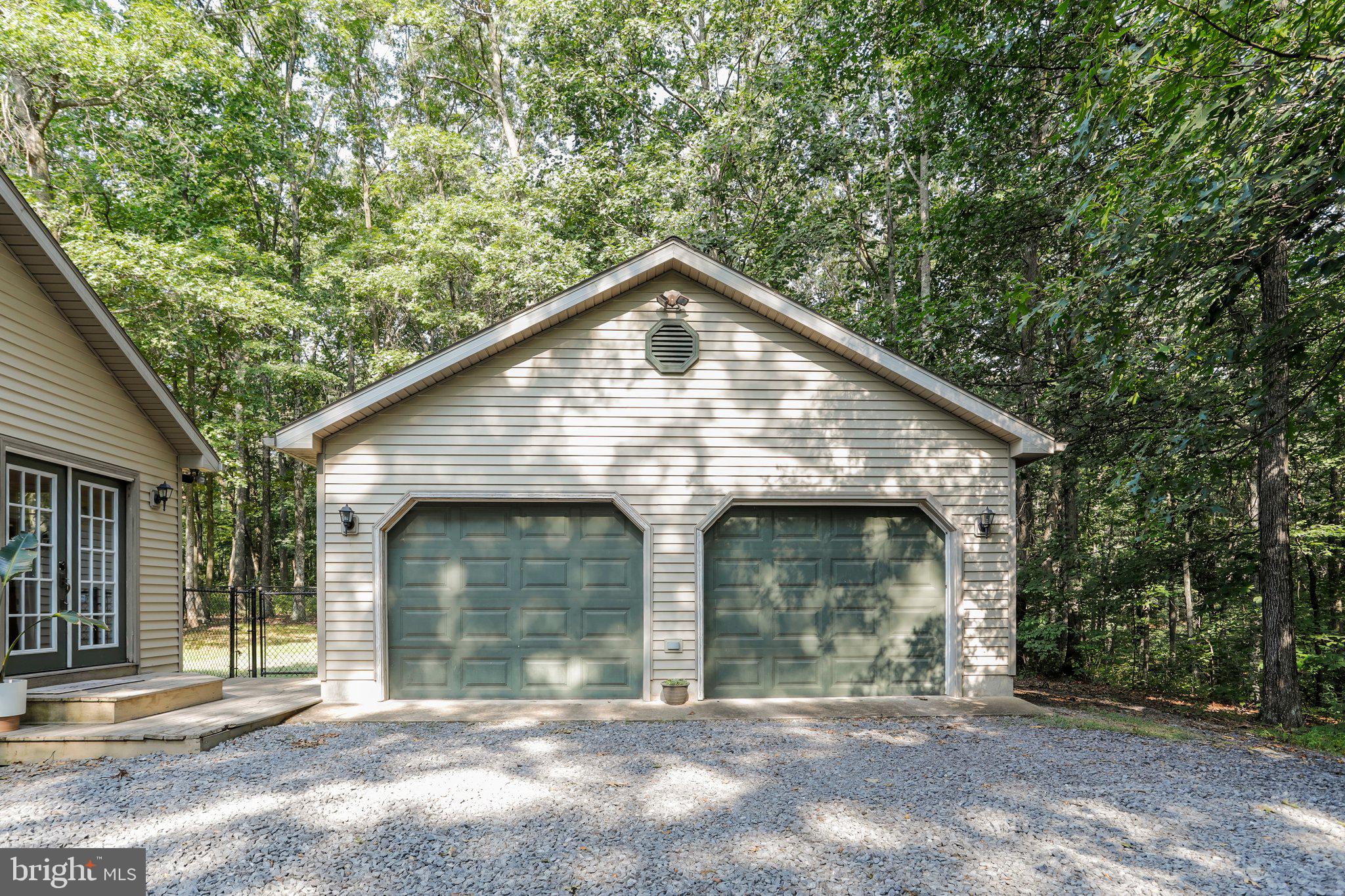 FRY'S MOUNTAIN ESTATES - Residential