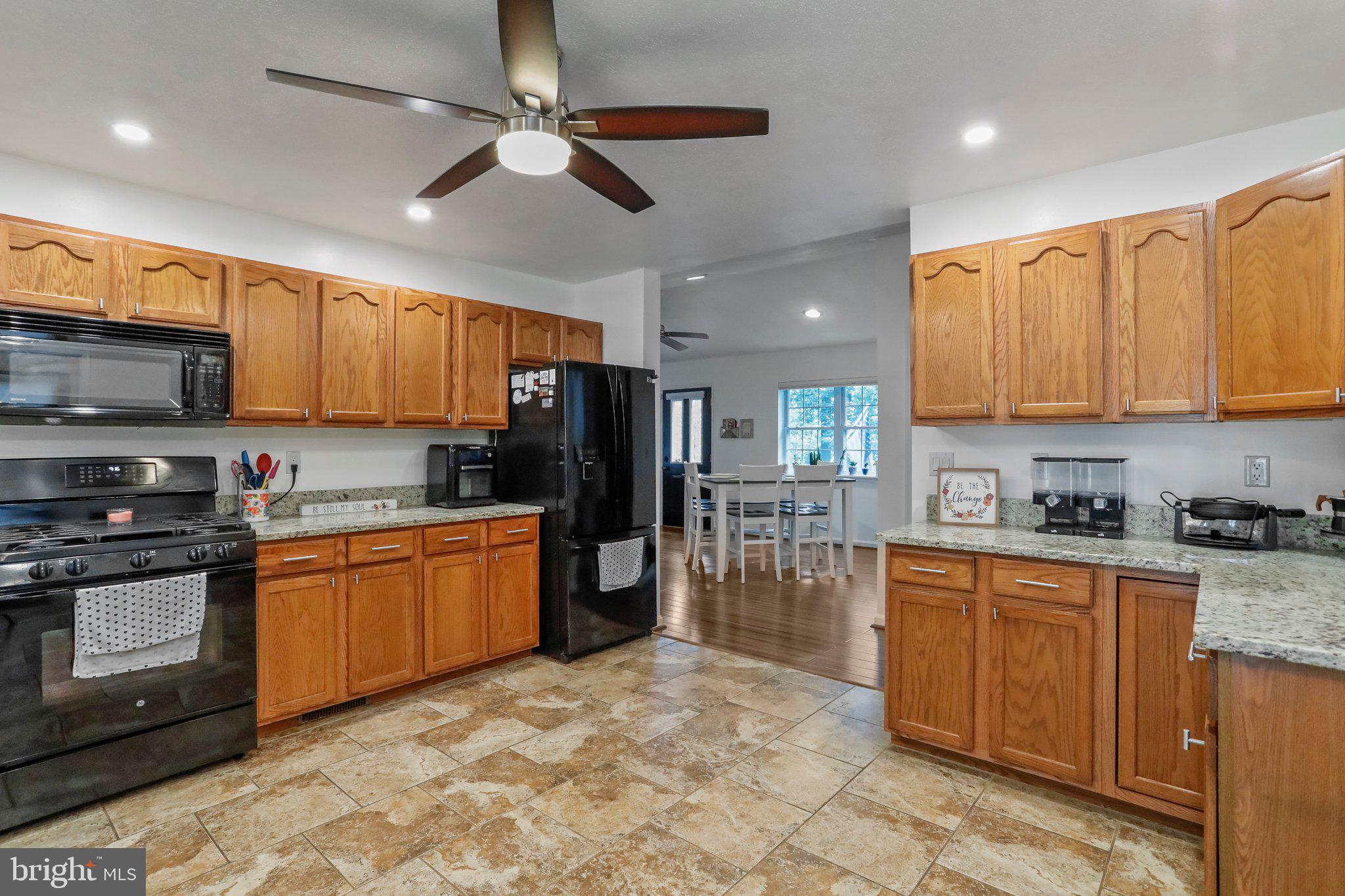 FRY'S MOUNTAIN ESTATES - Residential