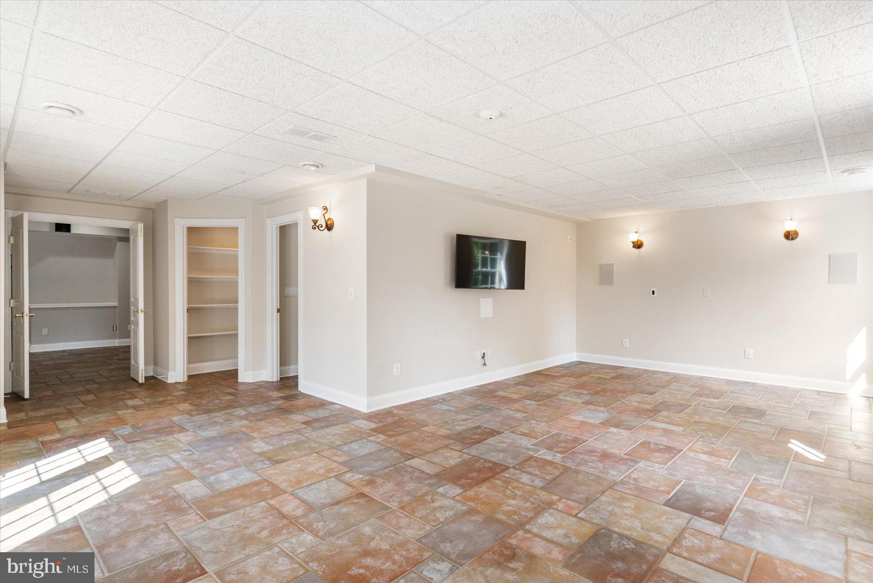 BATTER BROOK FARMS - Residential