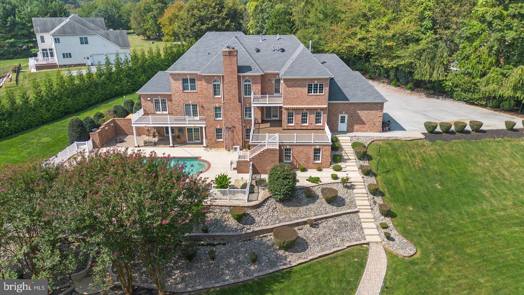 BATTER BROOK FARMS - Residential