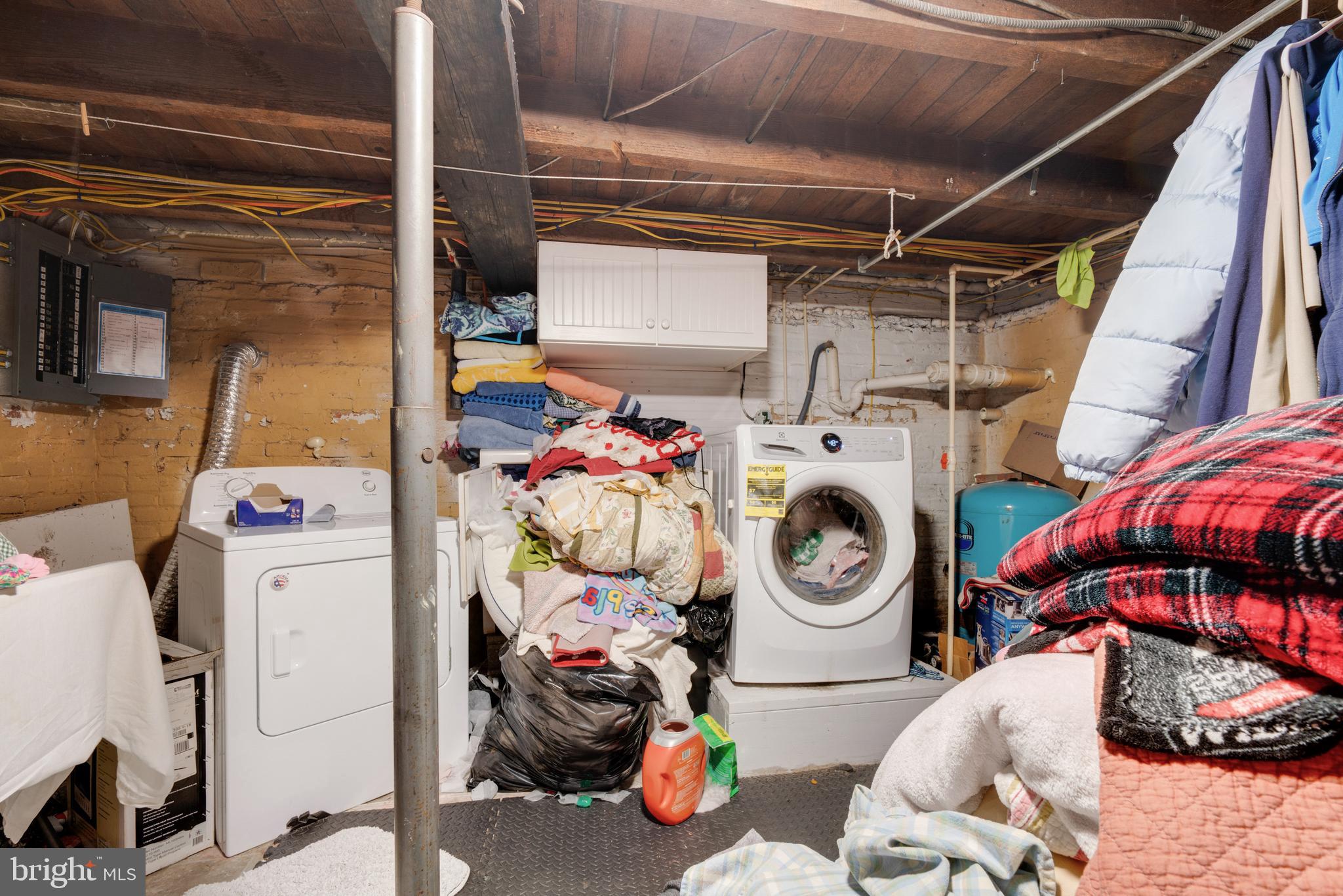 CRUMPTON - Residential