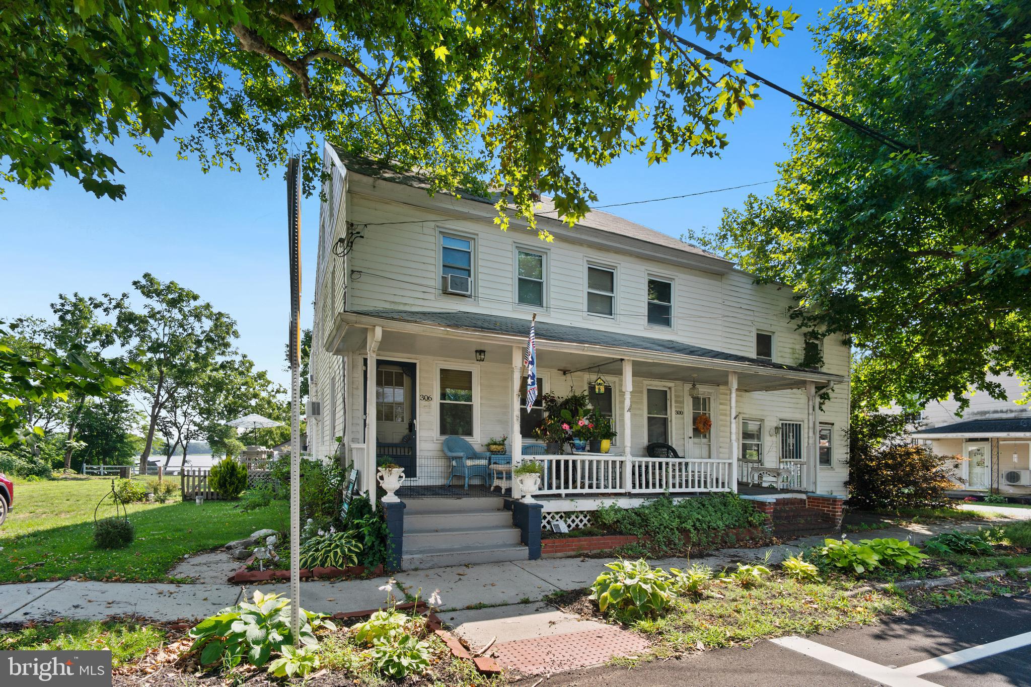 CRUMPTON - Residential