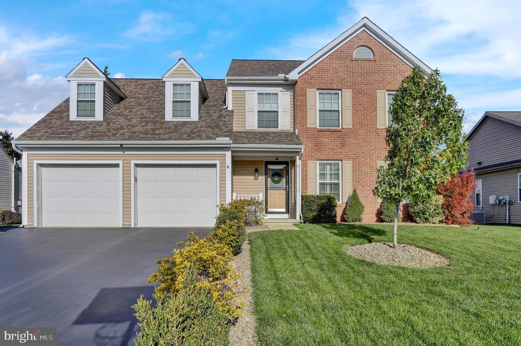 Photo of 14 Kennedy Drive, Ephrata, PA 17522 (MLS # PALA2044258)