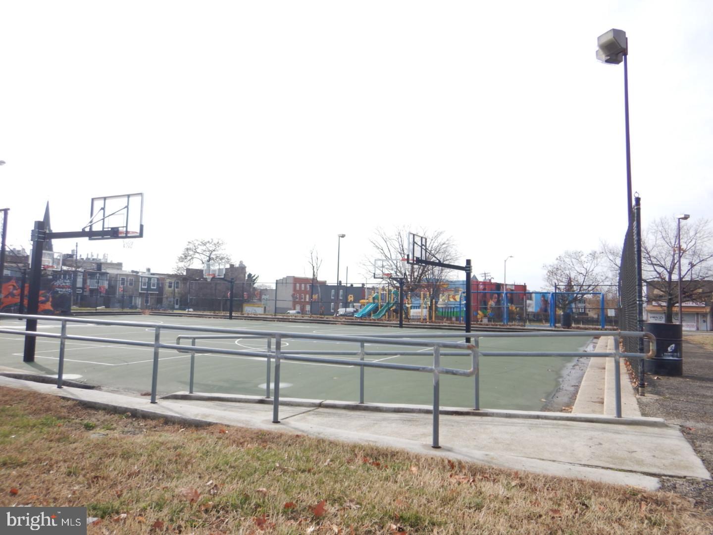 EAST BALTIMORE MIDWAY - Residential