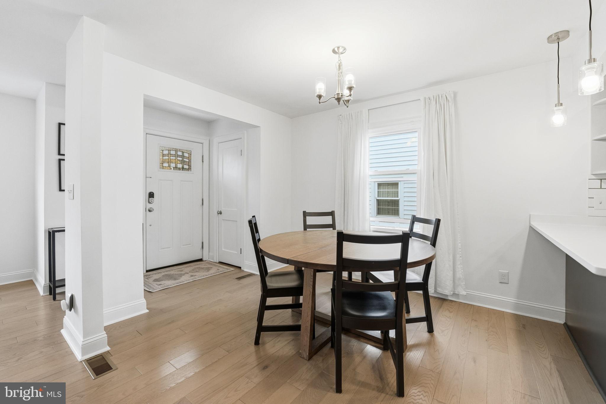 1215 SEACOBECK STREET