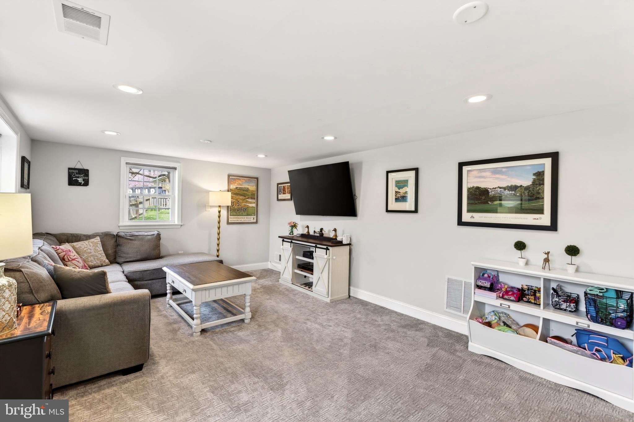 THORNLEIGH - Residential