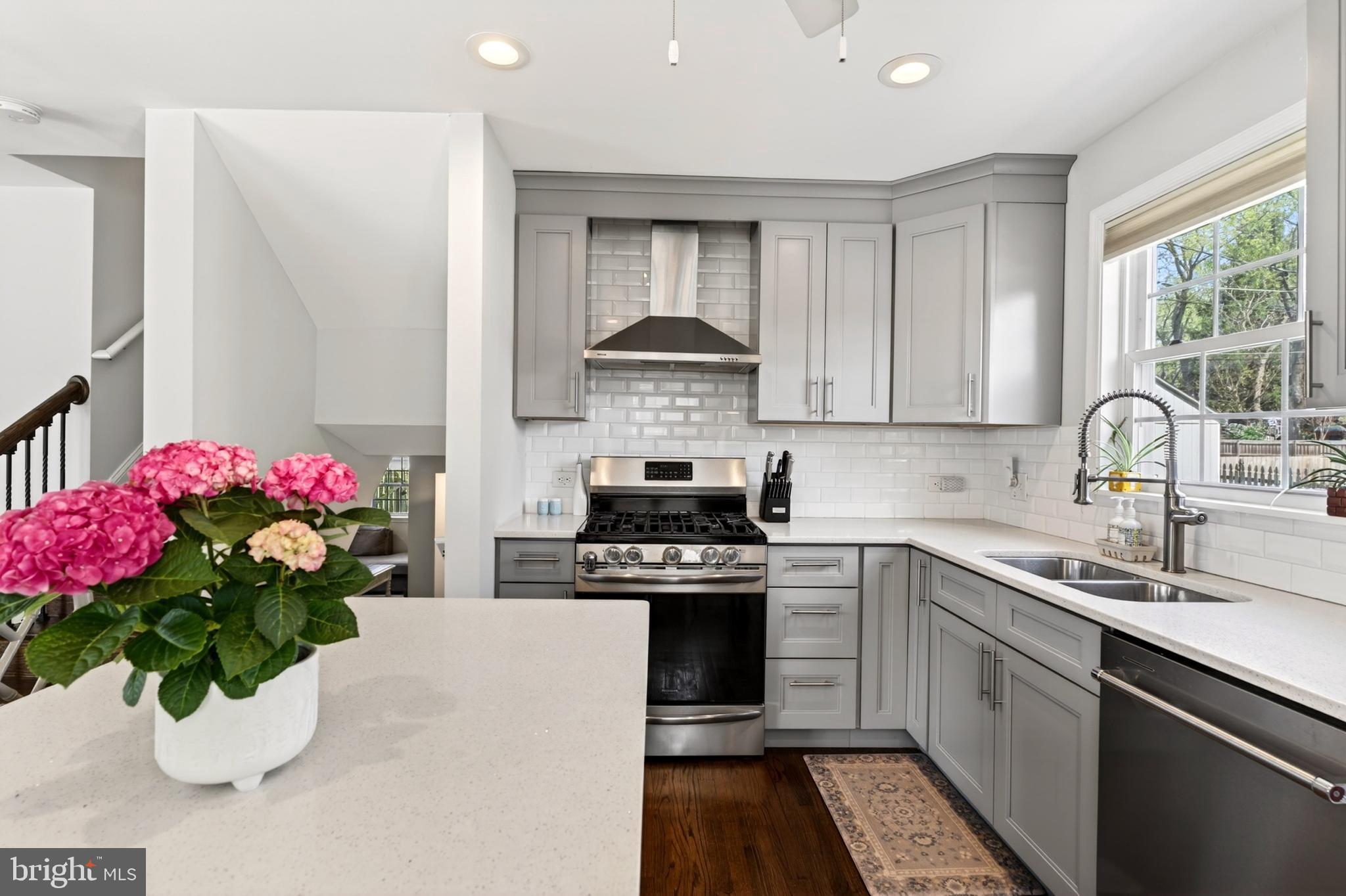 THORNLEIGH - Residential