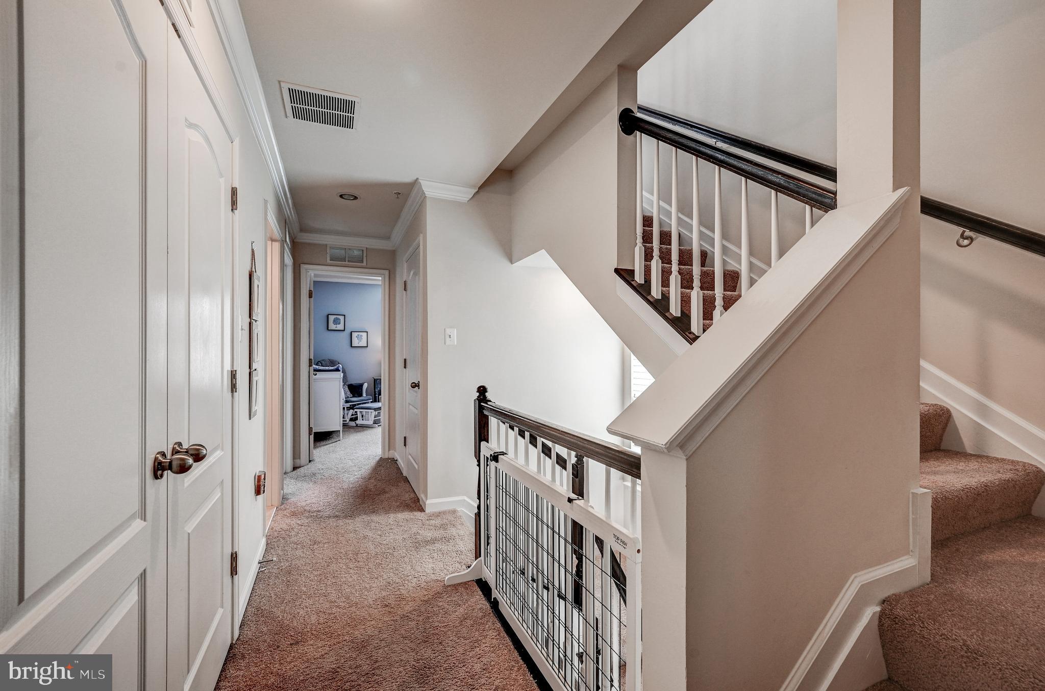 OXFORD SQUARE - Residential