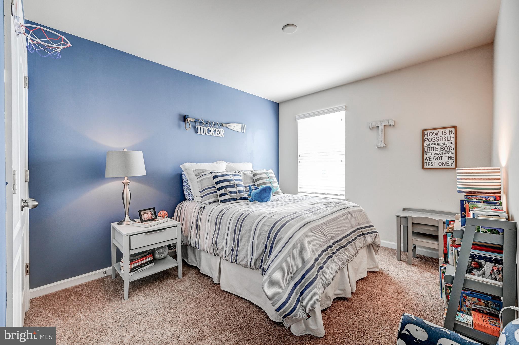 OXFORD SQUARE - Residential