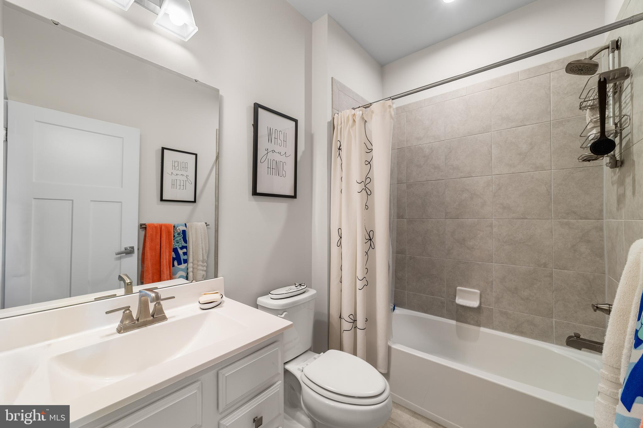 DOWNINGTOWN - Residential