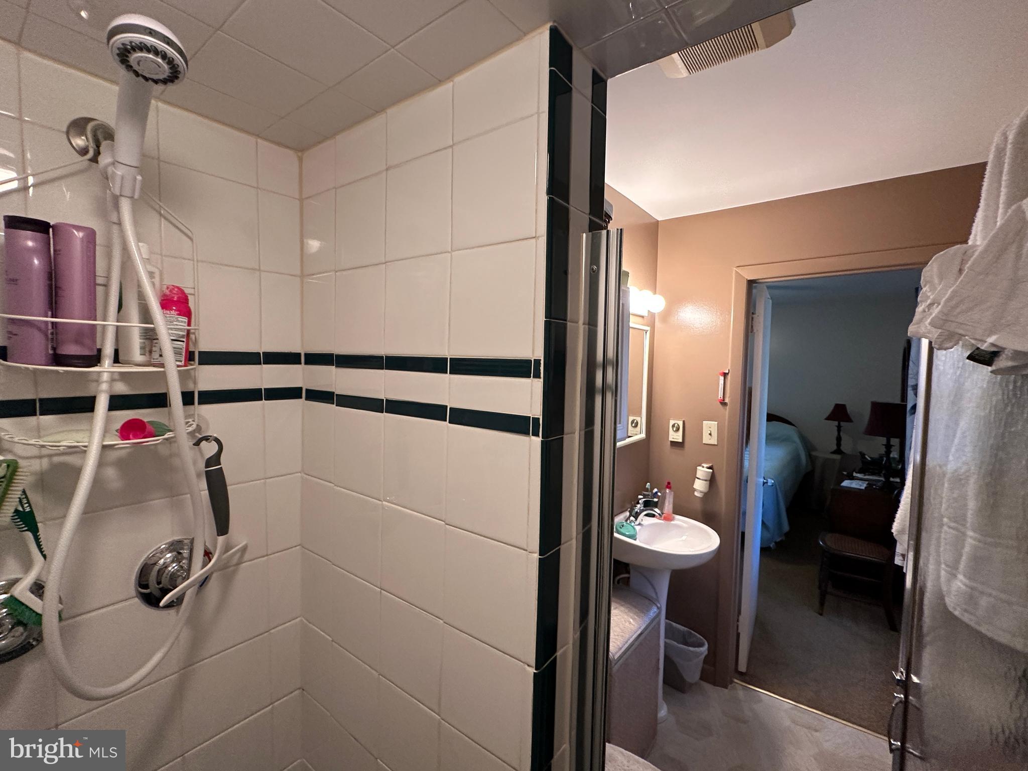 ROBINWOOD - Residential