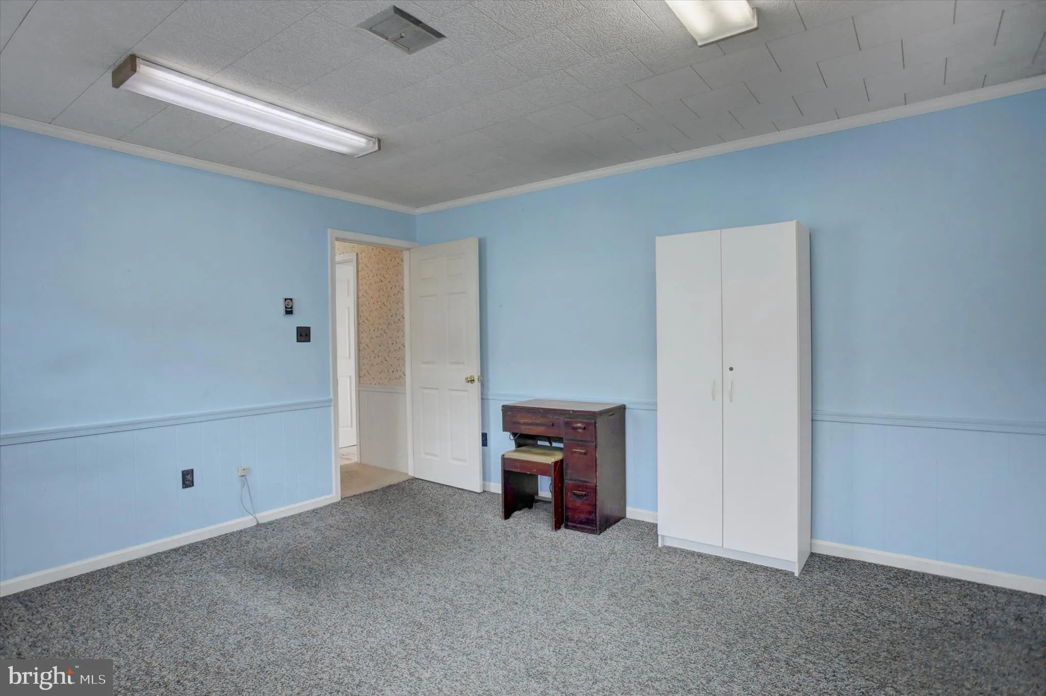 Newburg, Pennsylvania 17240, United States, 4 Bedrooms Bedrooms, ,3 BathroomsBathrooms,Residential,Active,247352