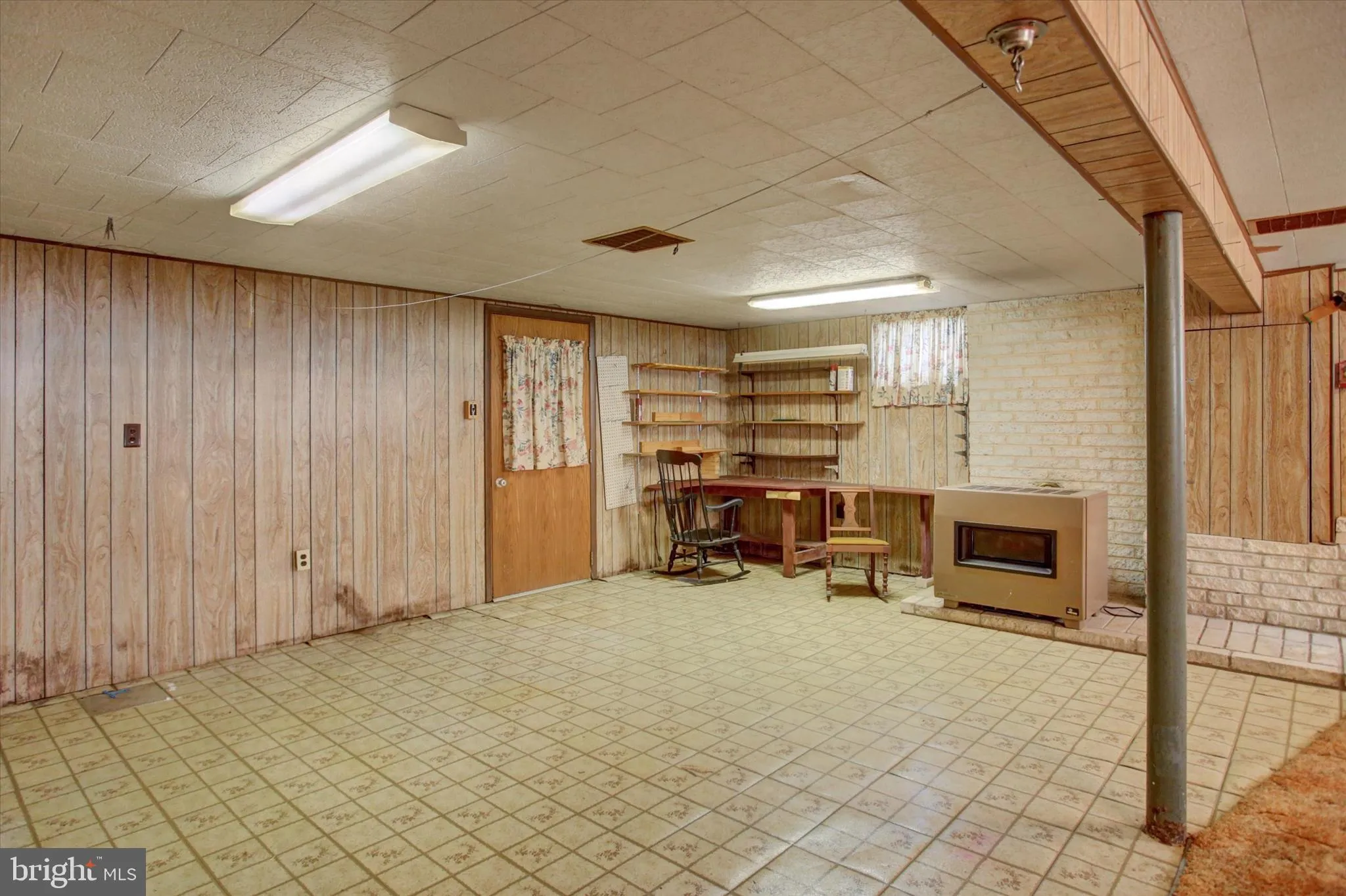 Newburg, Pennsylvania 17240, United States, 4 Bedrooms Bedrooms, ,3 BathroomsBathrooms,Residential,Active,247352