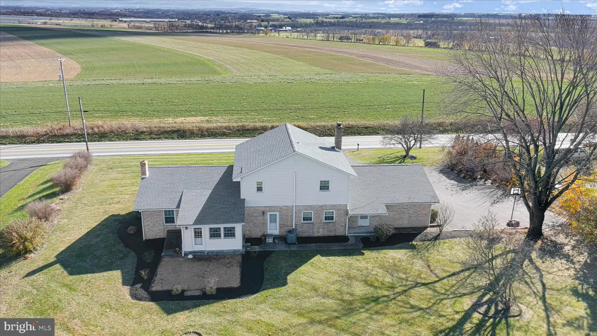 Newburg, Pennsylvania 17240, United States, 4 Bedrooms Bedrooms, ,3 BathroomsBathrooms,Residential,Active,247352