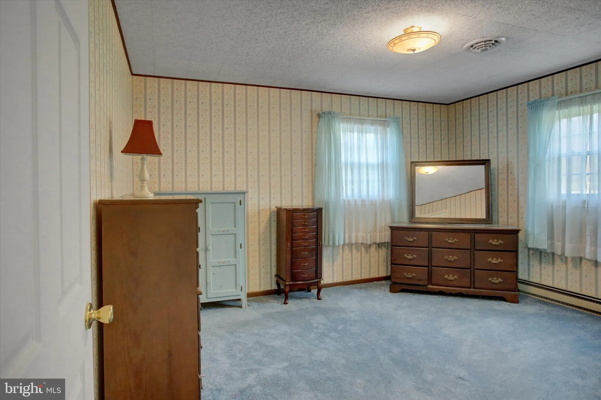 Newburg, Pennsylvania 17240, United States, 4 Bedrooms Bedrooms, ,3 BathroomsBathrooms,Residential,Active,247352