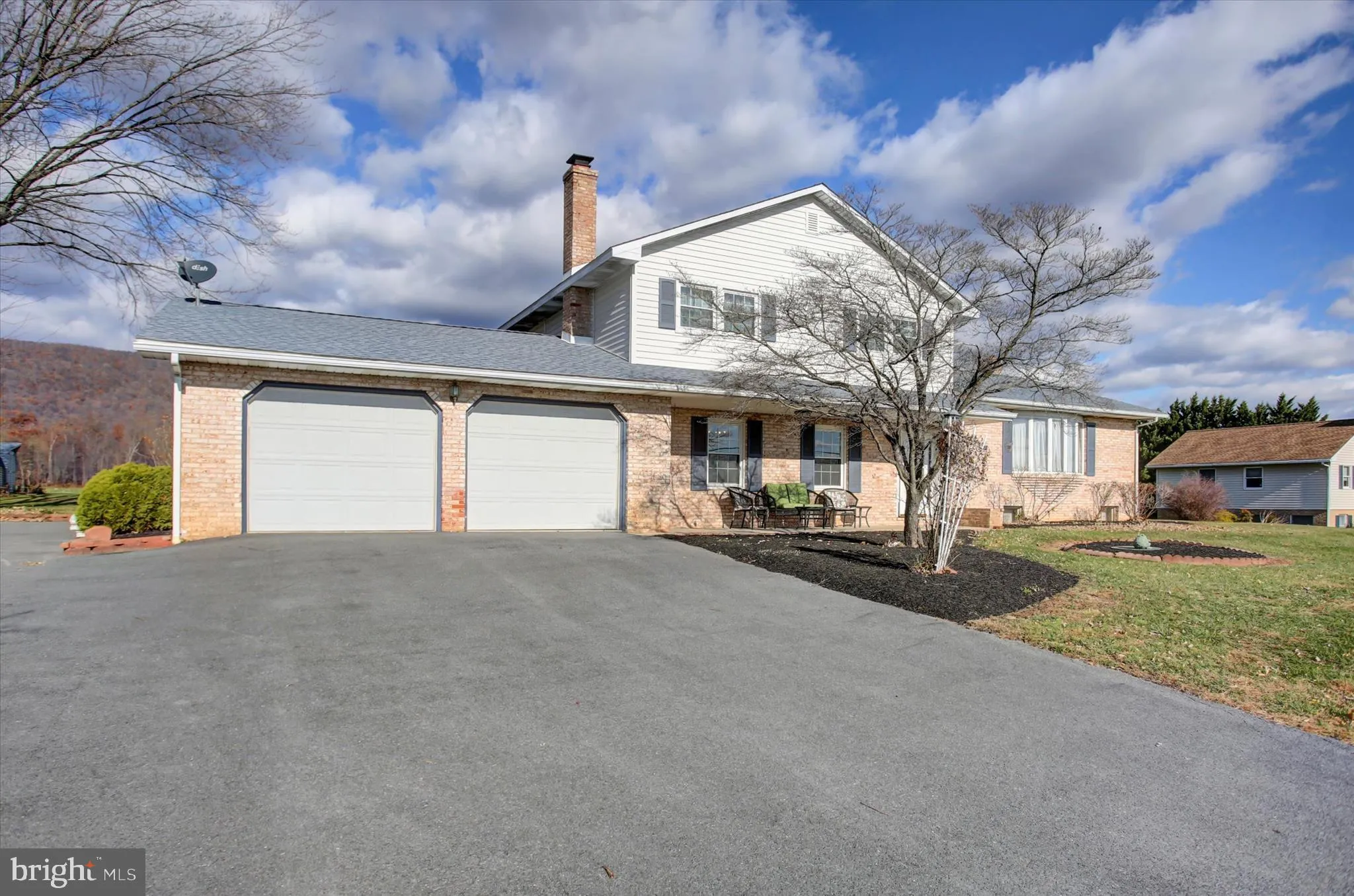 Newburg, Pennsylvania 17240, United States, 4 Bedrooms Bedrooms, ,3 BathroomsBathrooms,Residential,Active,247352