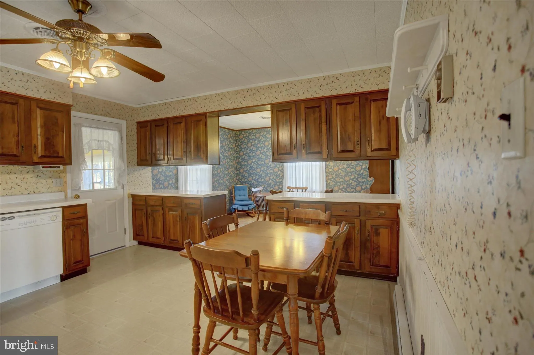 Newburg, Pennsylvania 17240, United States, 4 Bedrooms Bedrooms, ,3 BathroomsBathrooms,Residential,Active,247352