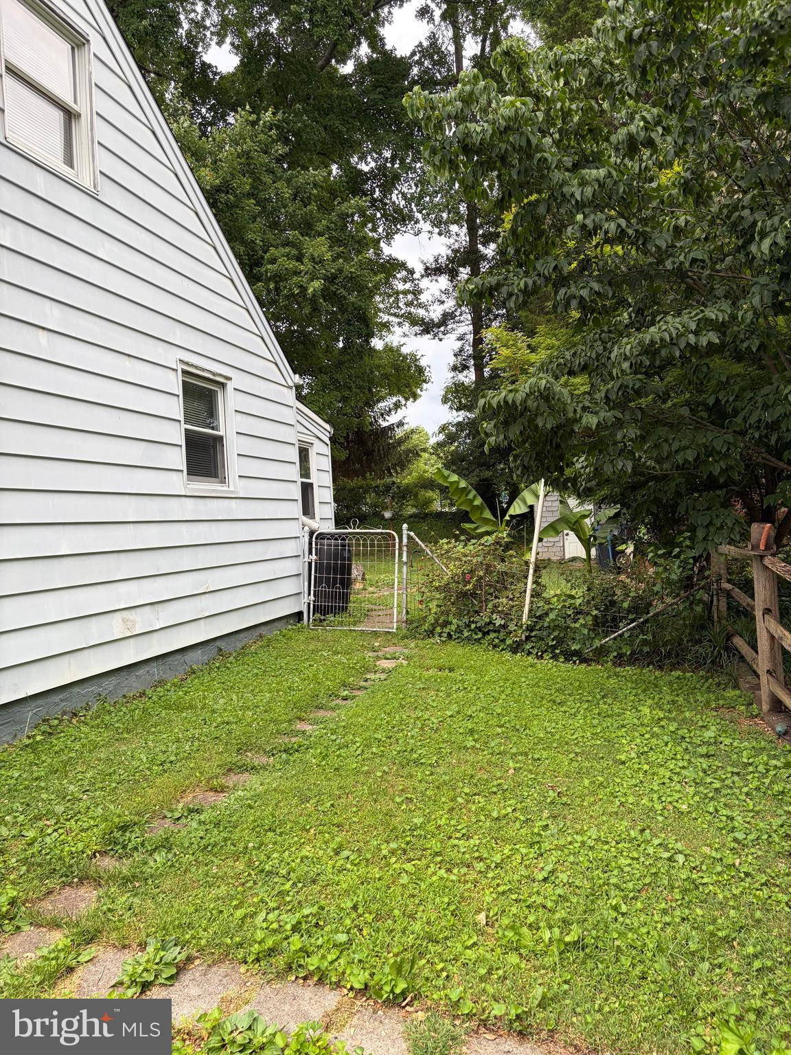 6902 KENFIG DRIVE