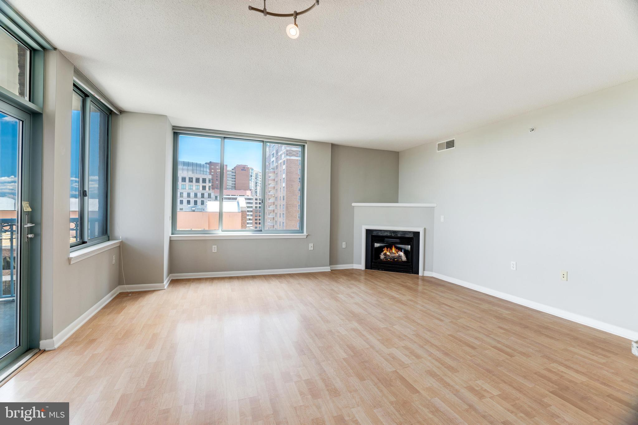 BALLSTON - Residential Lease