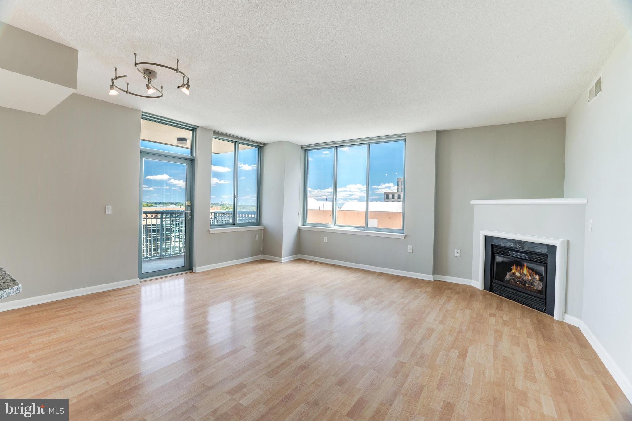 BALLSTON - Residential Lease