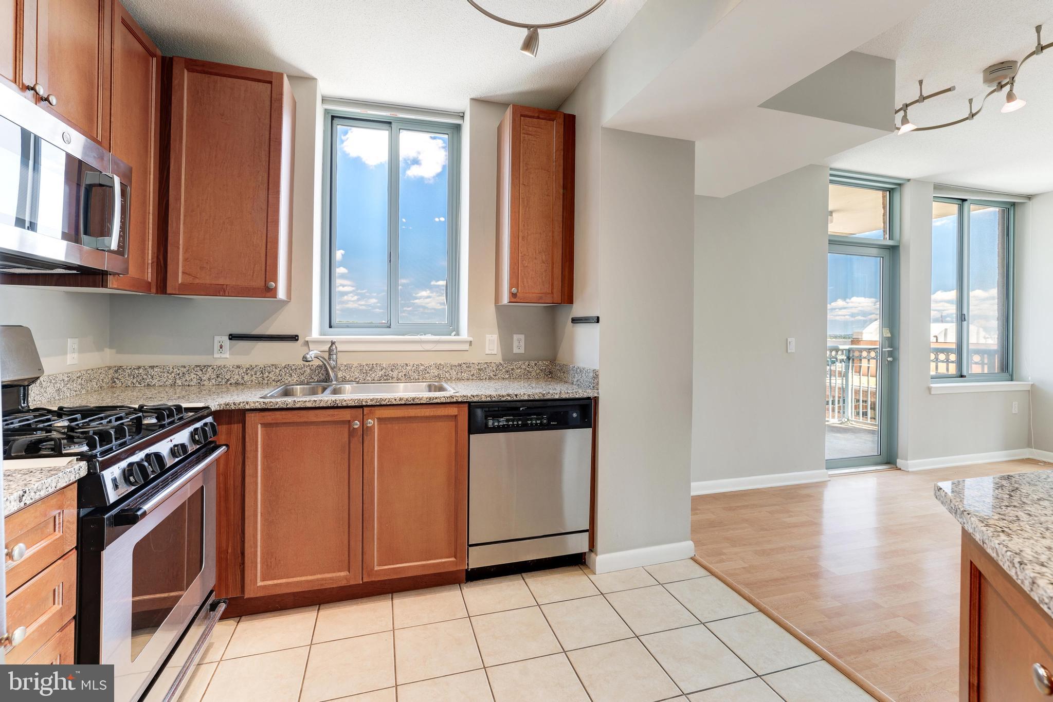 BALLSTON - Residential Lease