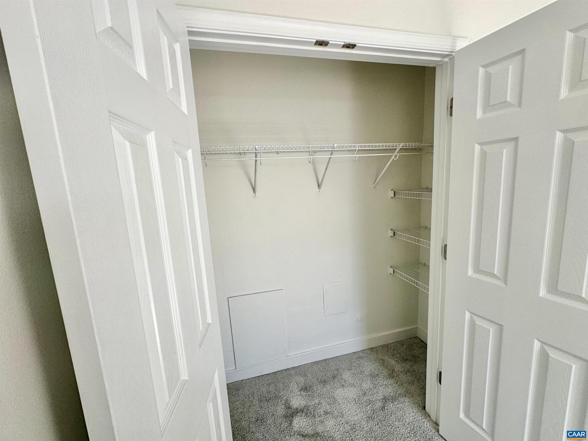 FOUNTAIN COURT - Residential Lease