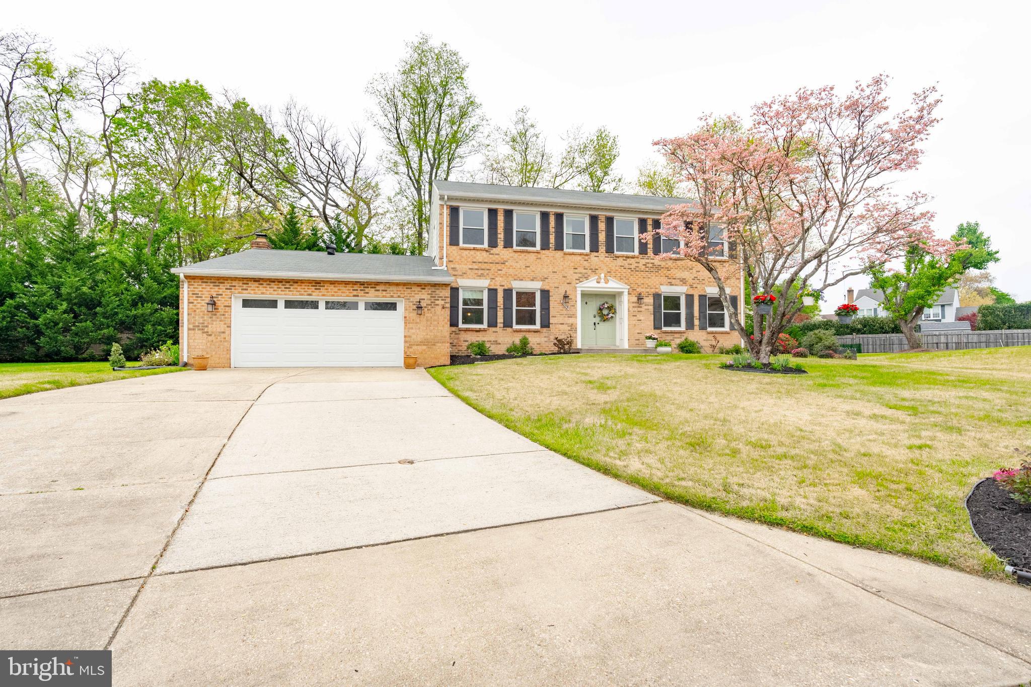 3902 KENCREST COURT
