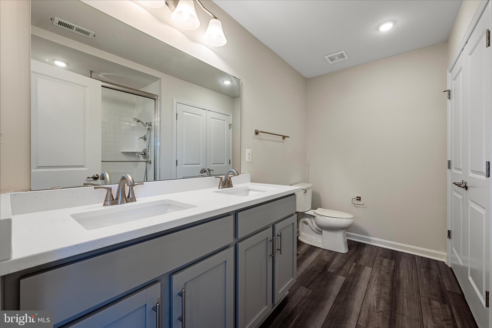 THE VILLAGE AT CEDAR CREEK - Residential