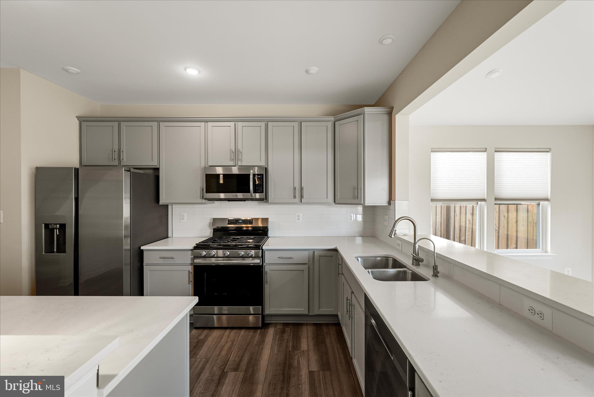 THE VILLAGE AT CEDAR CREEK - Residential