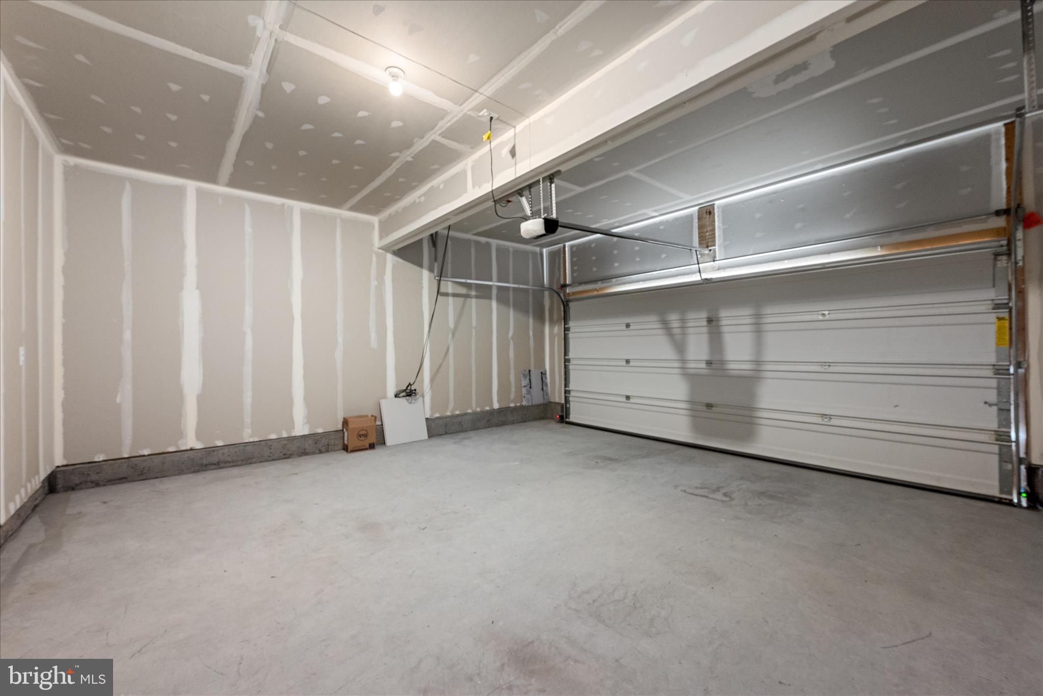 THE VILLAGE AT CEDAR CREEK - Residential