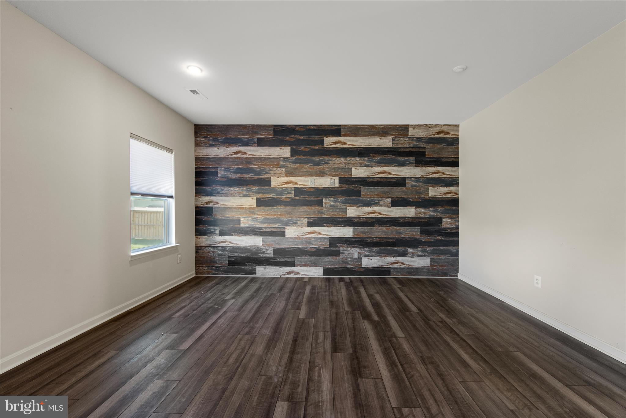 THE VILLAGE AT CEDAR CREEK - Residential