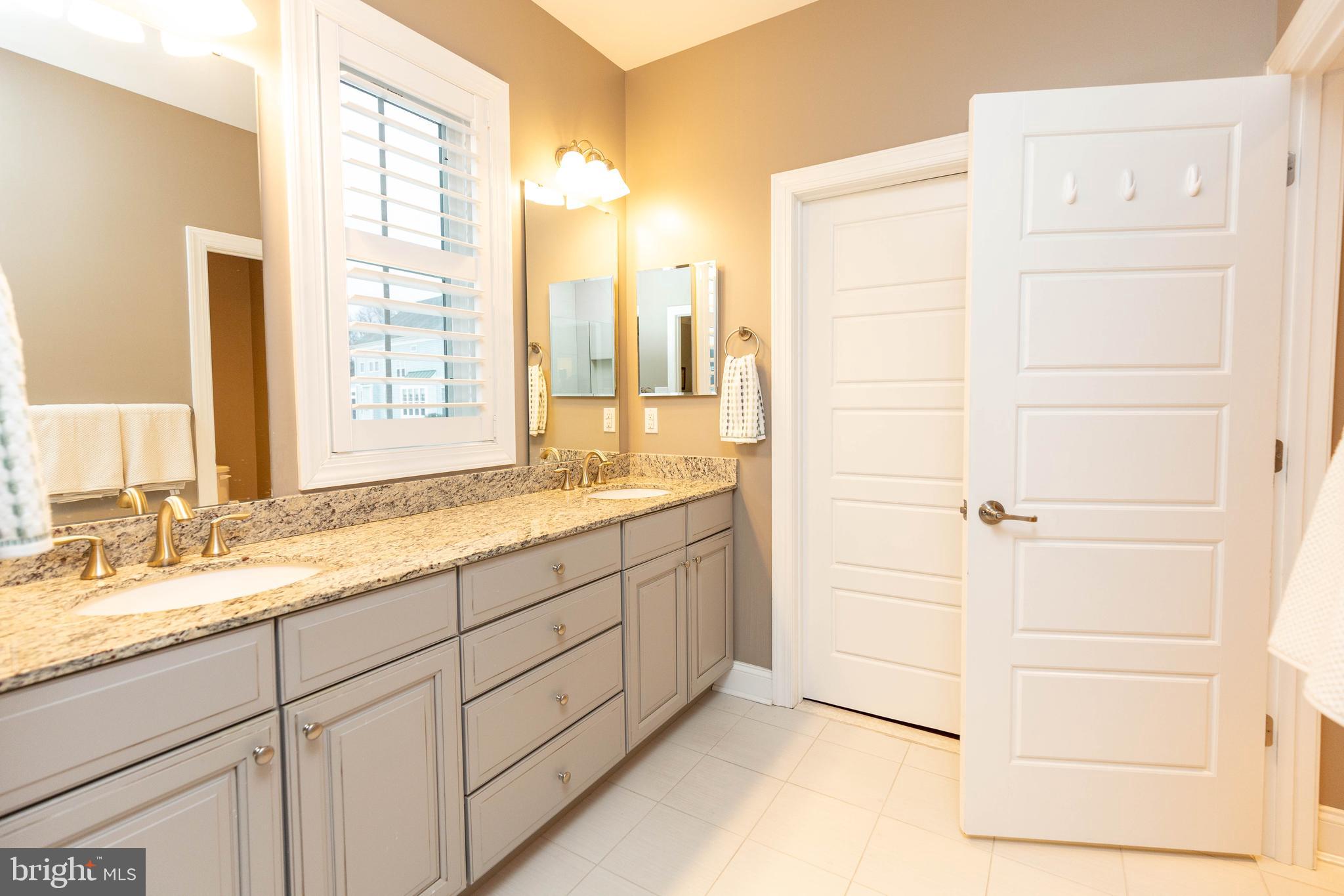 SAWGRASS AT WHITE OAK CREEK - Residential