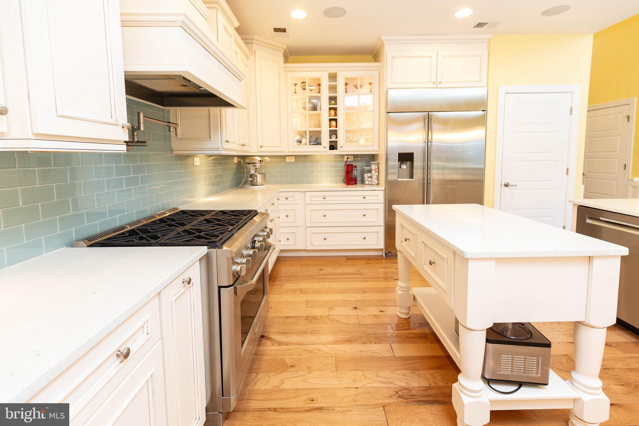 SAWGRASS AT WHITE OAK CREEK - Residential