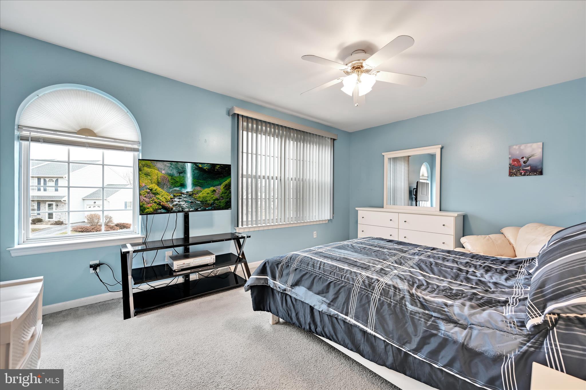 QUENTIN HUNT - Residential