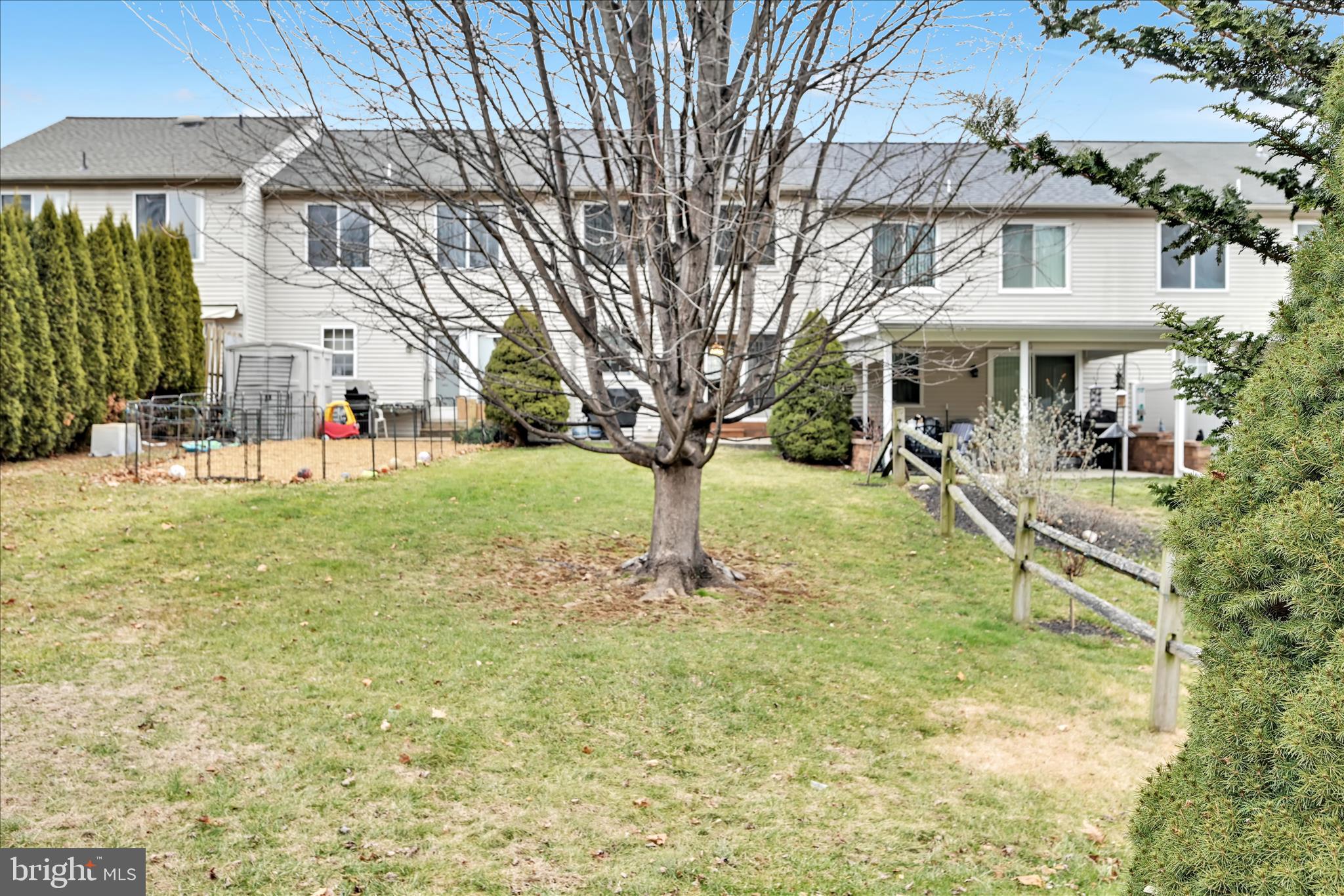 QUENTIN HUNT - Residential