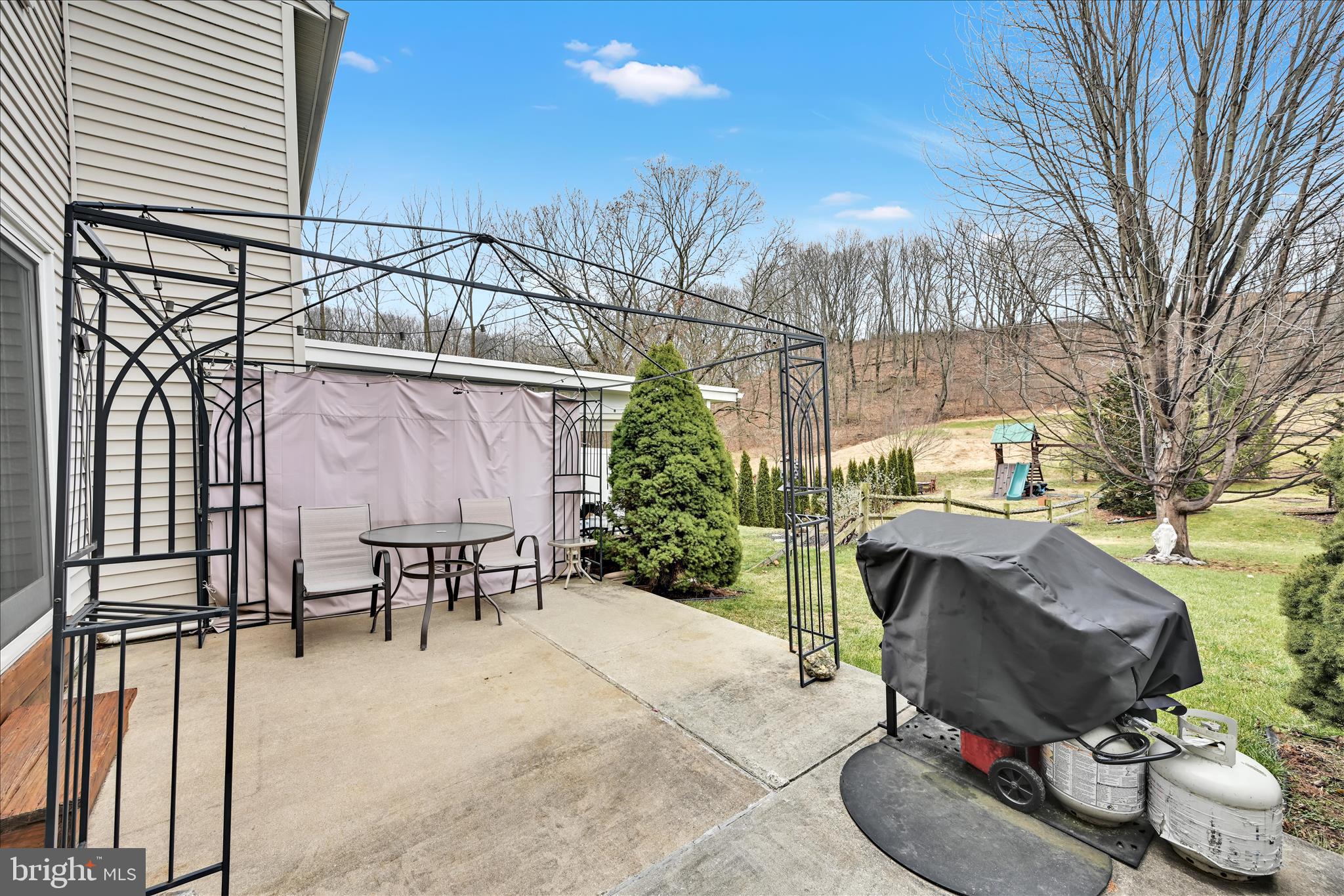 QUENTIN HUNT - Residential