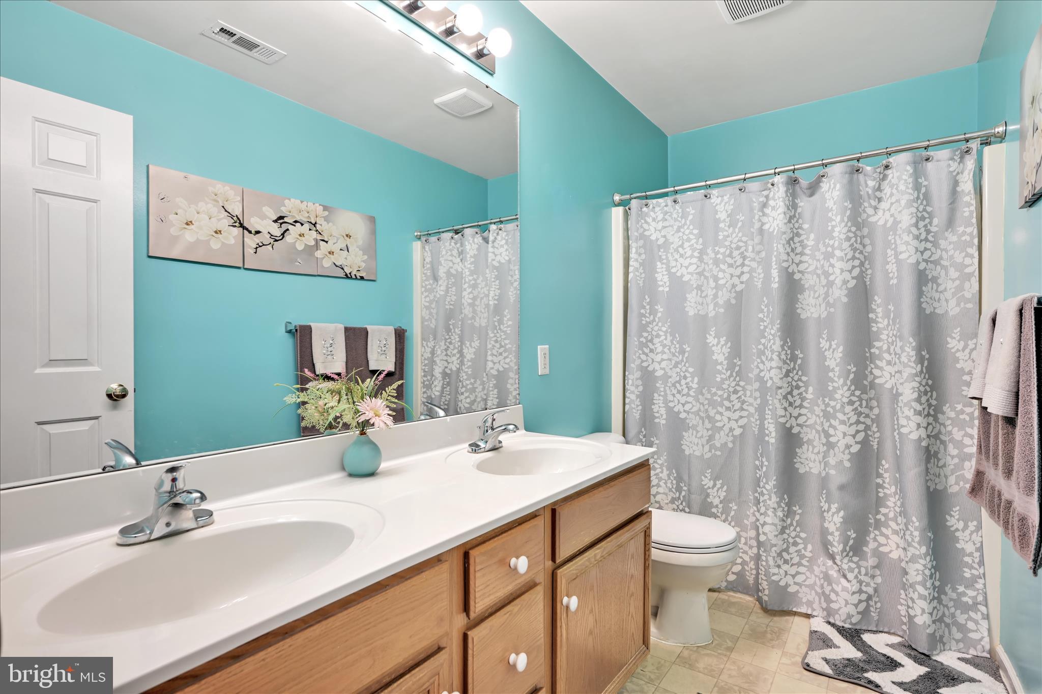 QUENTIN HUNT - Residential