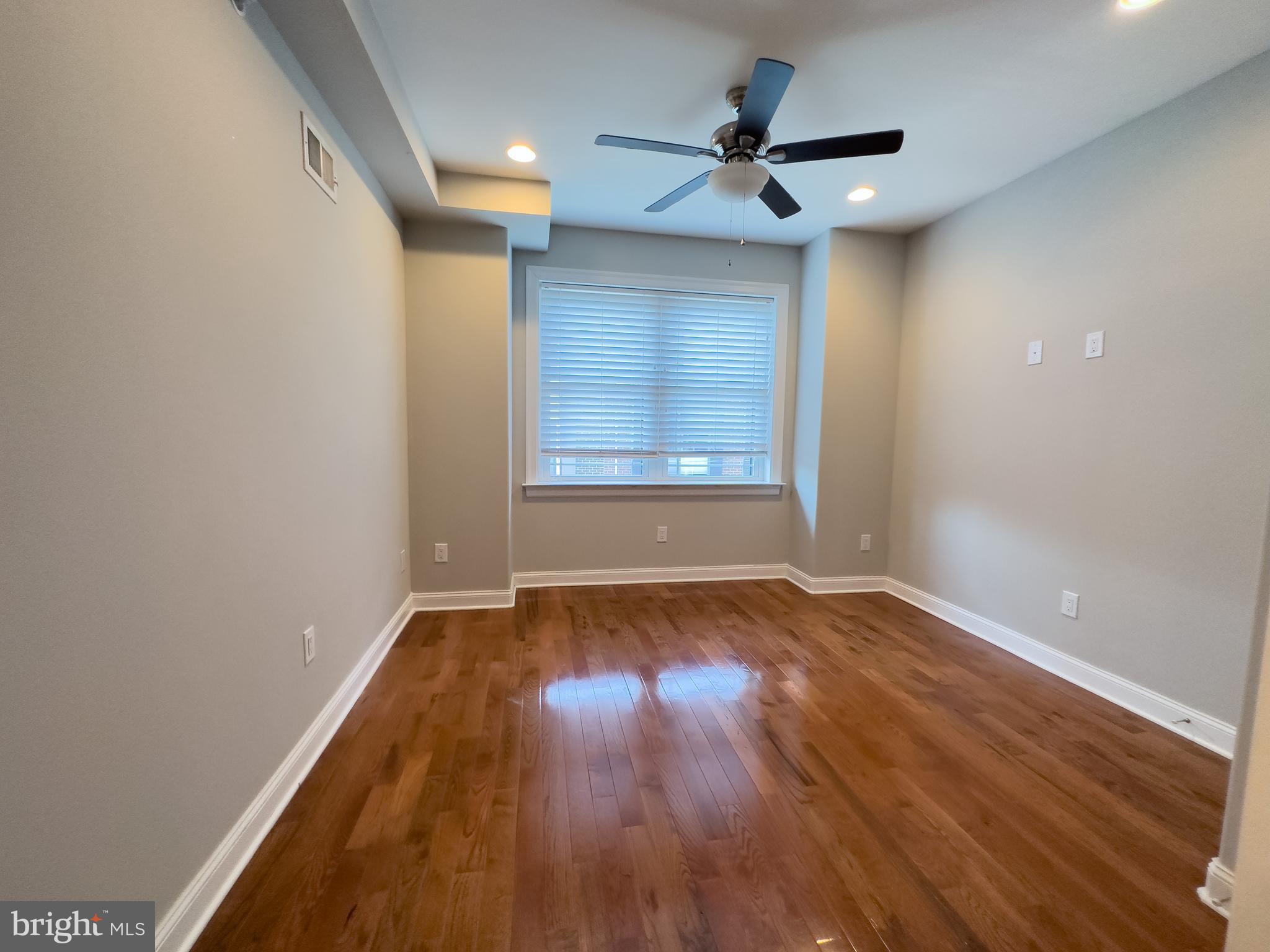 POINT BREEZE - Residential Lease