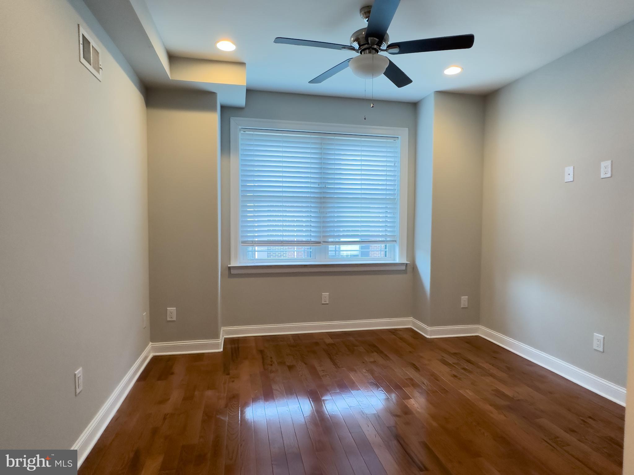 POINT BREEZE - Residential Lease